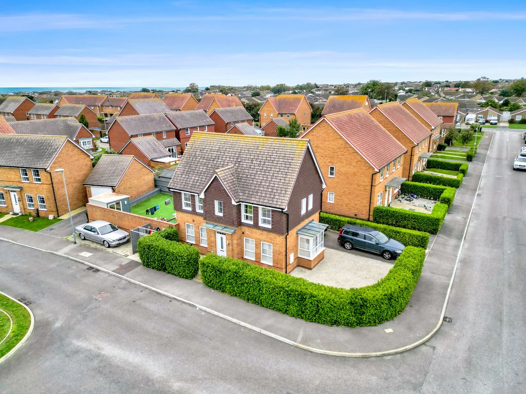 Property photo 3 of 23