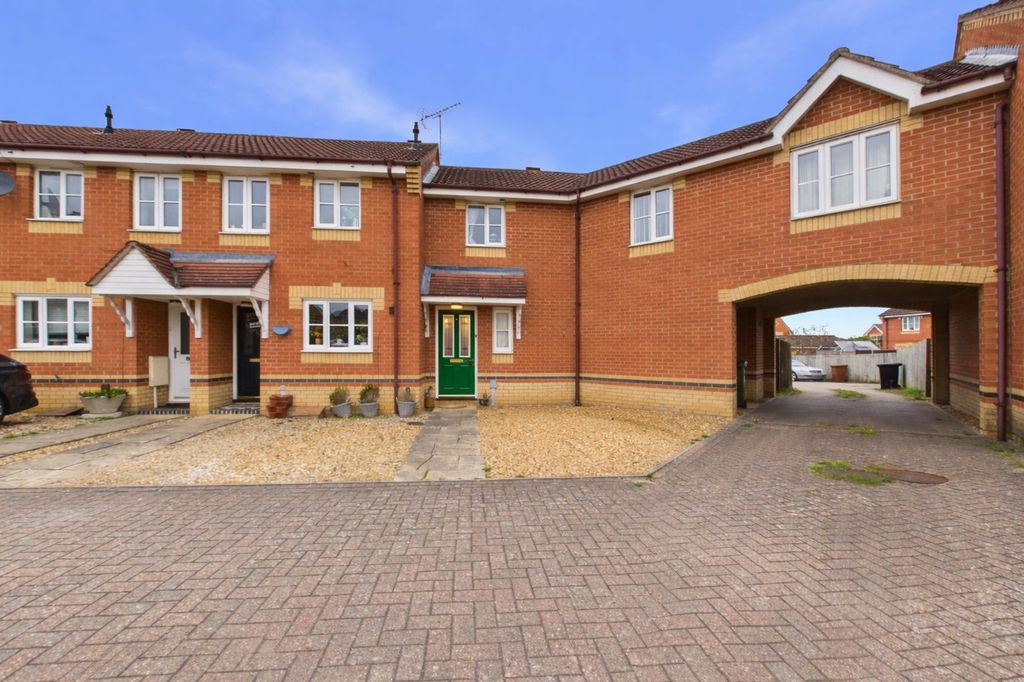 Property photo 1 of 11