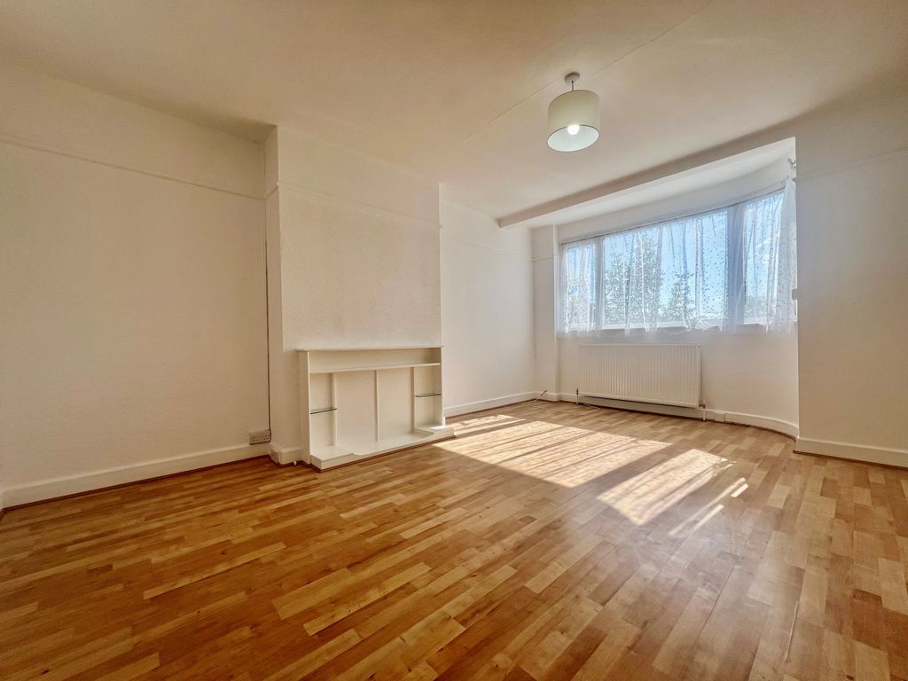 Property photo 2 of 7 Frontrec
