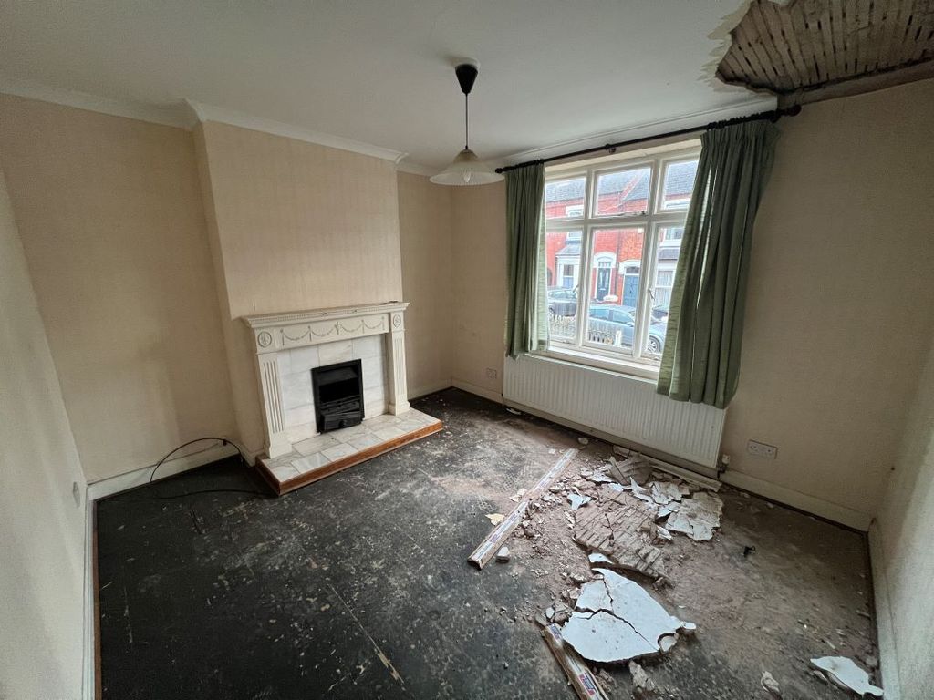 Property photo 2 of 15