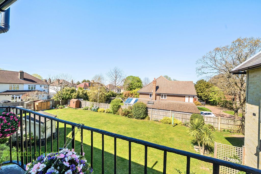 Property photo 1 of 16 Cf3c644A-E4Bf-447...