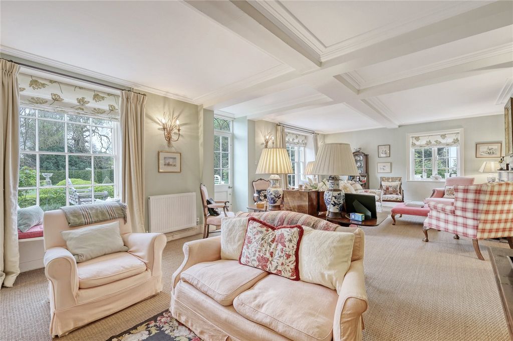 Property photo 3 of 26 Drawing Room