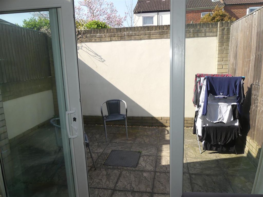 Property photo 3 of 11