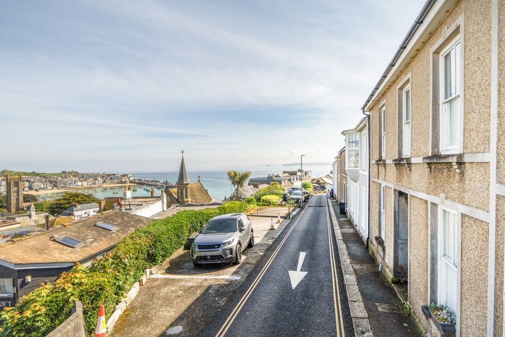 Property photo 2 of 26 5059515