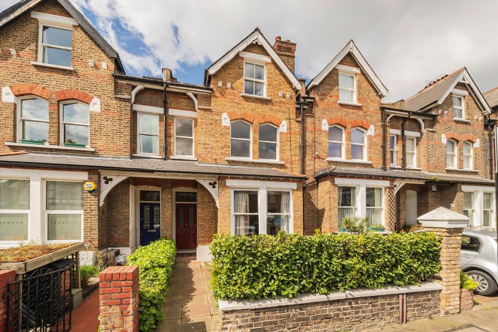 Property photo 1 of 5