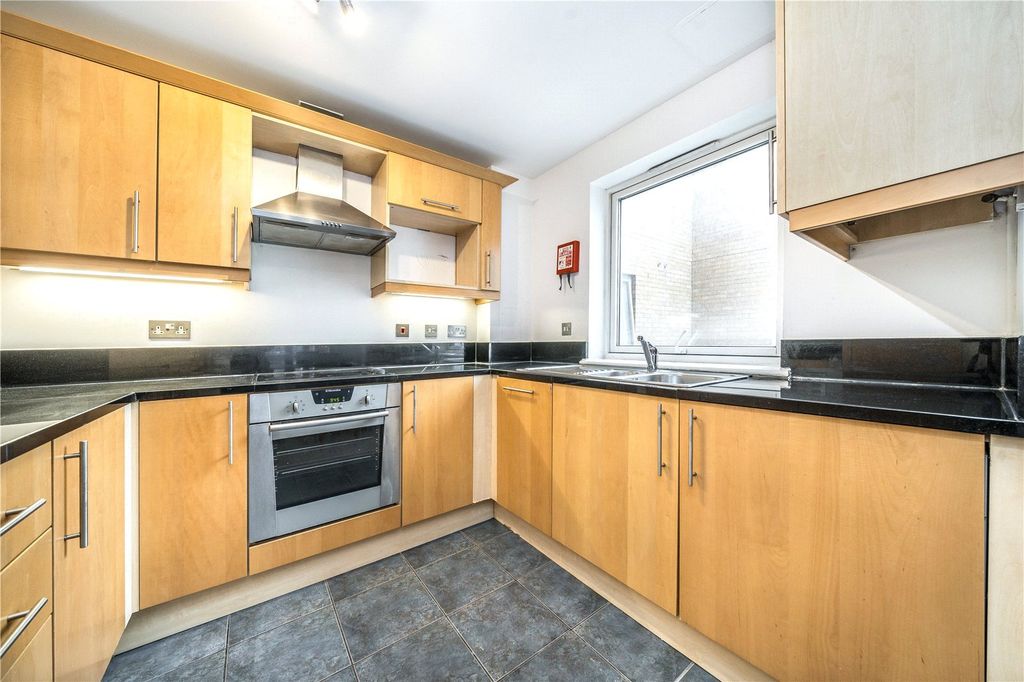 Property photo 2 of 11 Picture No. 22