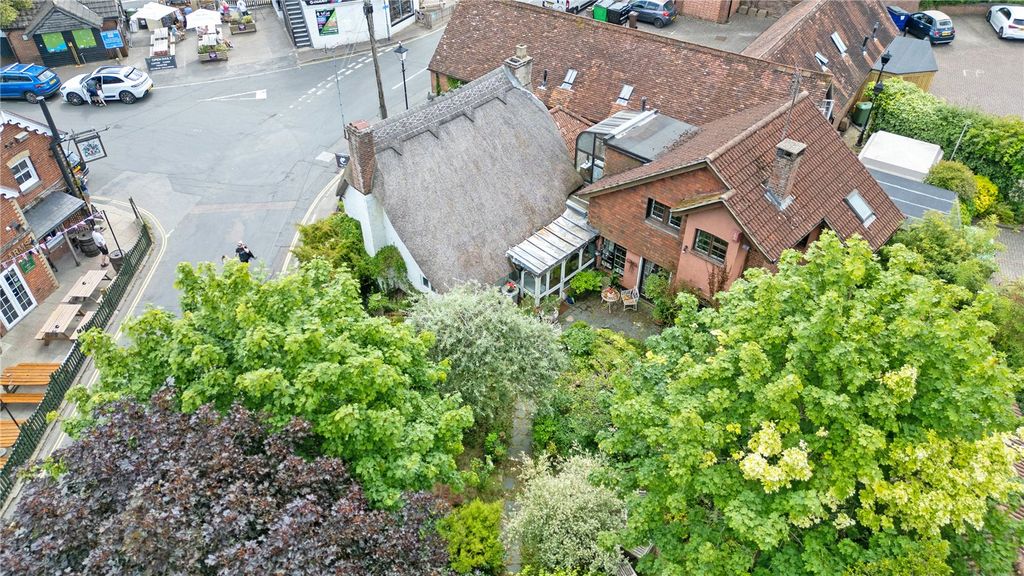 Property photo 3 of 49 Picture No. 51