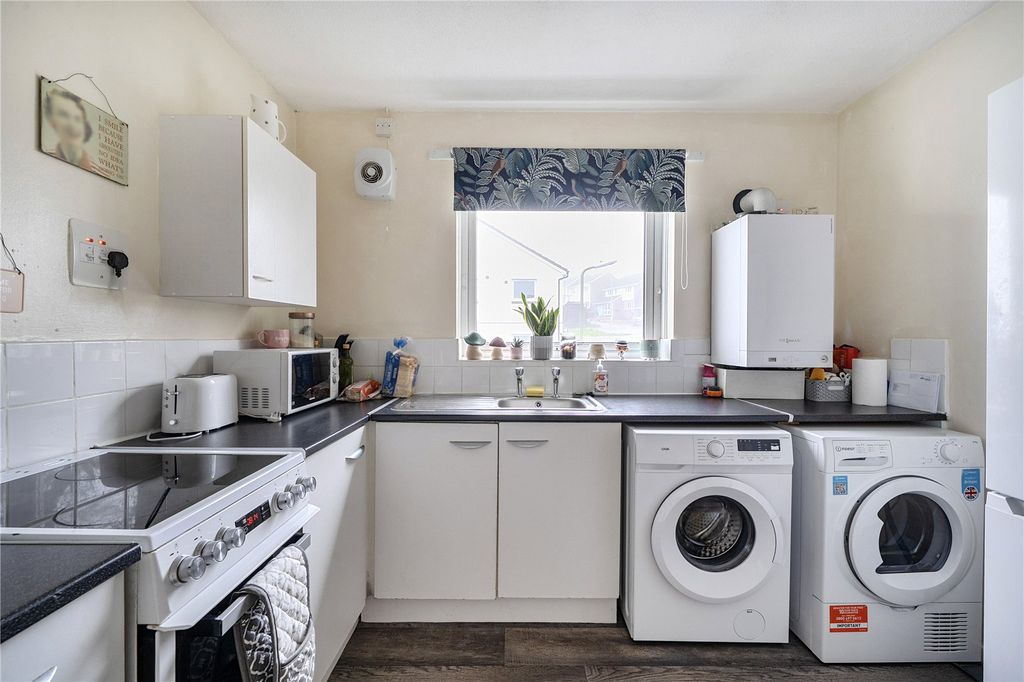 Additional image 8 of 2 bed flat for saleMoor View Close, Woolbrook, Sidmouth, Devon EX10