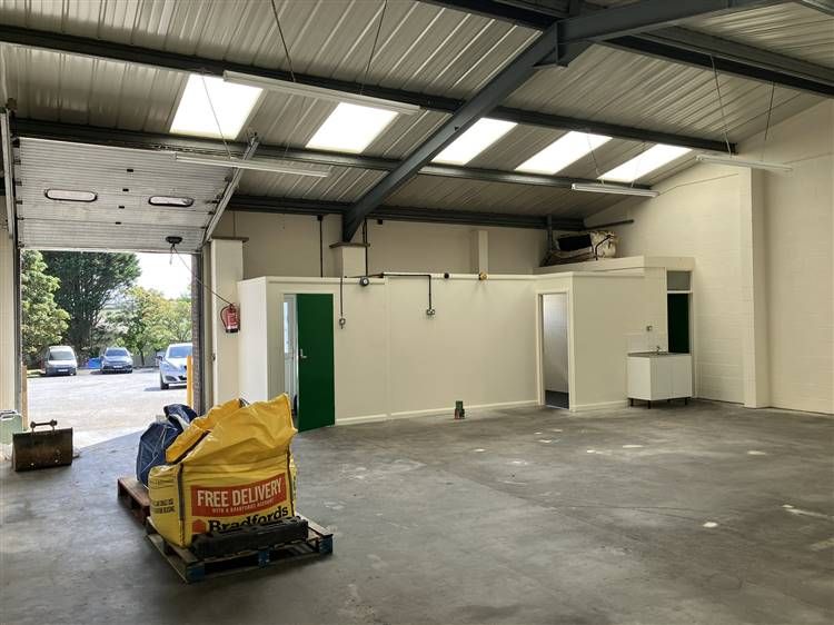 Property photo 3 of 10