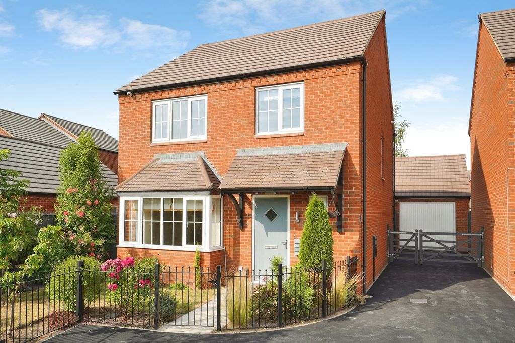 Property photo 1 of 18 Pbox-Img.Jpg