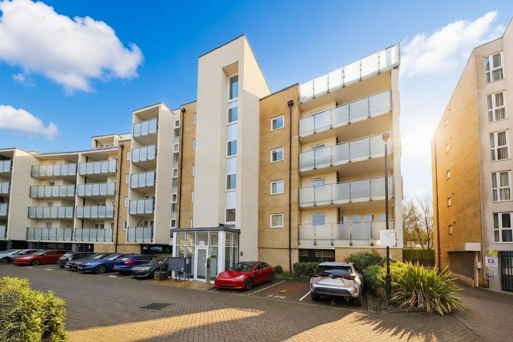 Property photo 1 of 10 Walsham Court External 2.Jpg