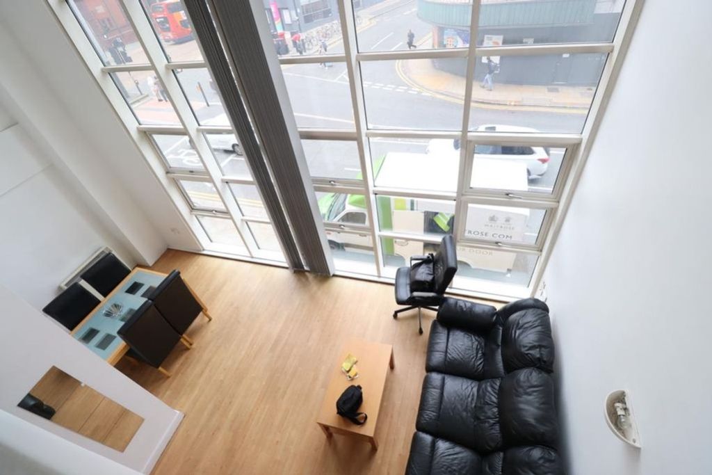 Property photo 1 of 7 View