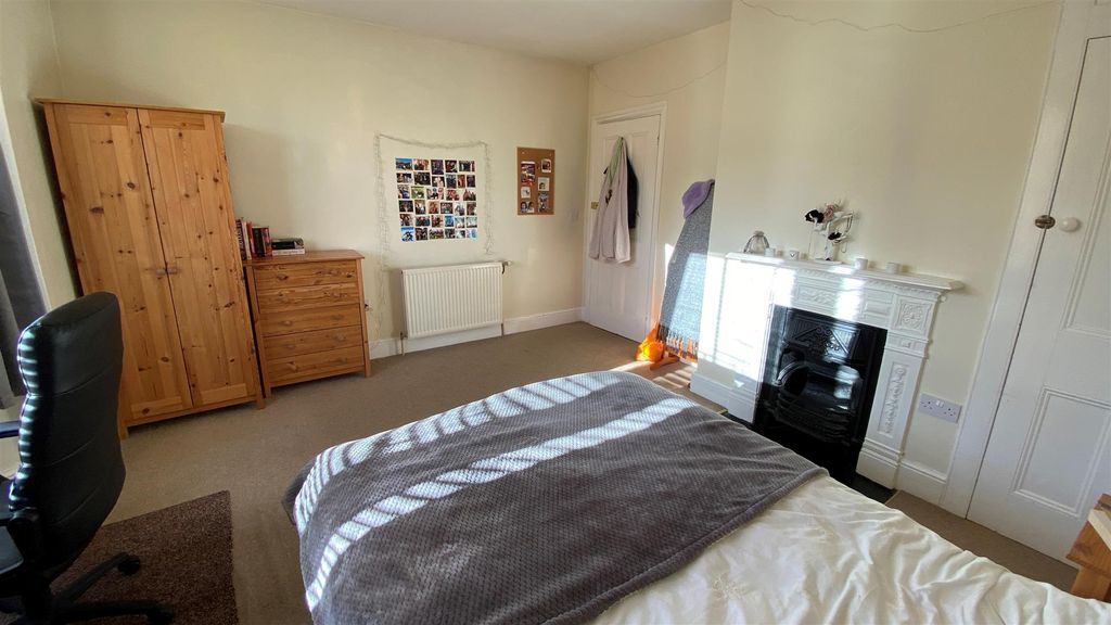 Property photo 2 of 33 Img_2911.Jpg