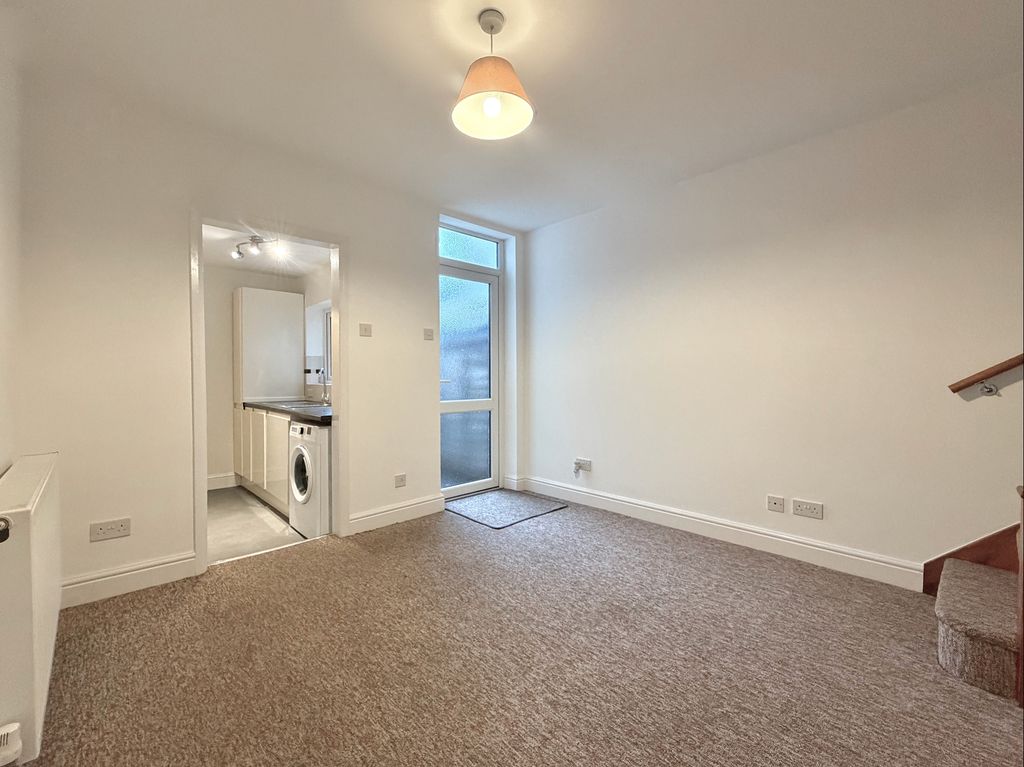 Property photo 3 of 12 Dining Room