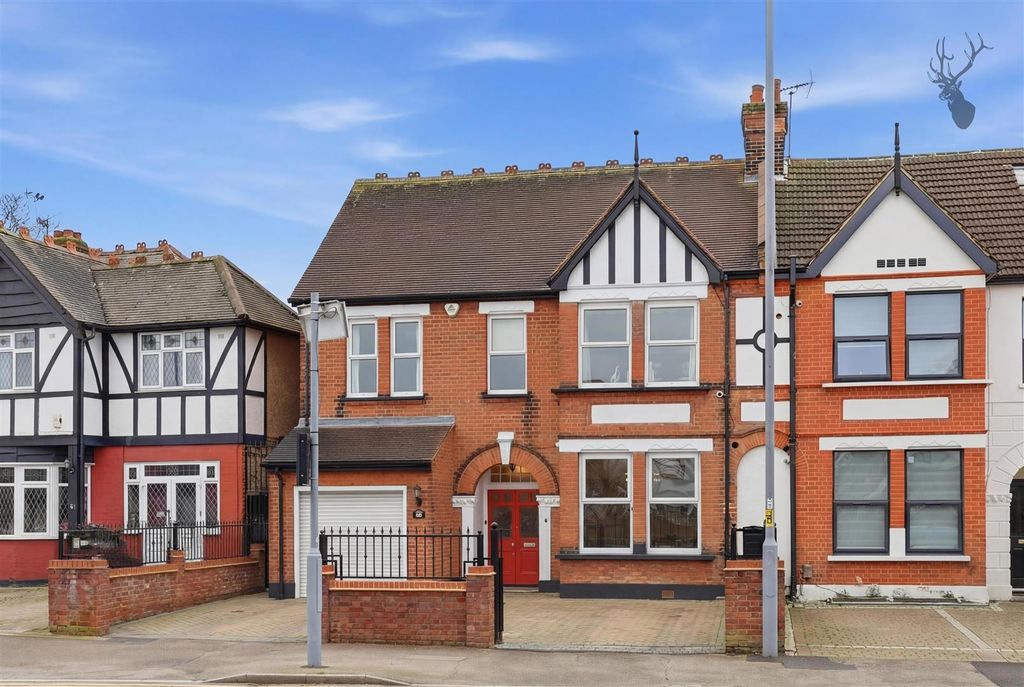 Property photo 1 of 29