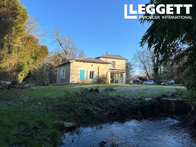 Property photo 2 of 10