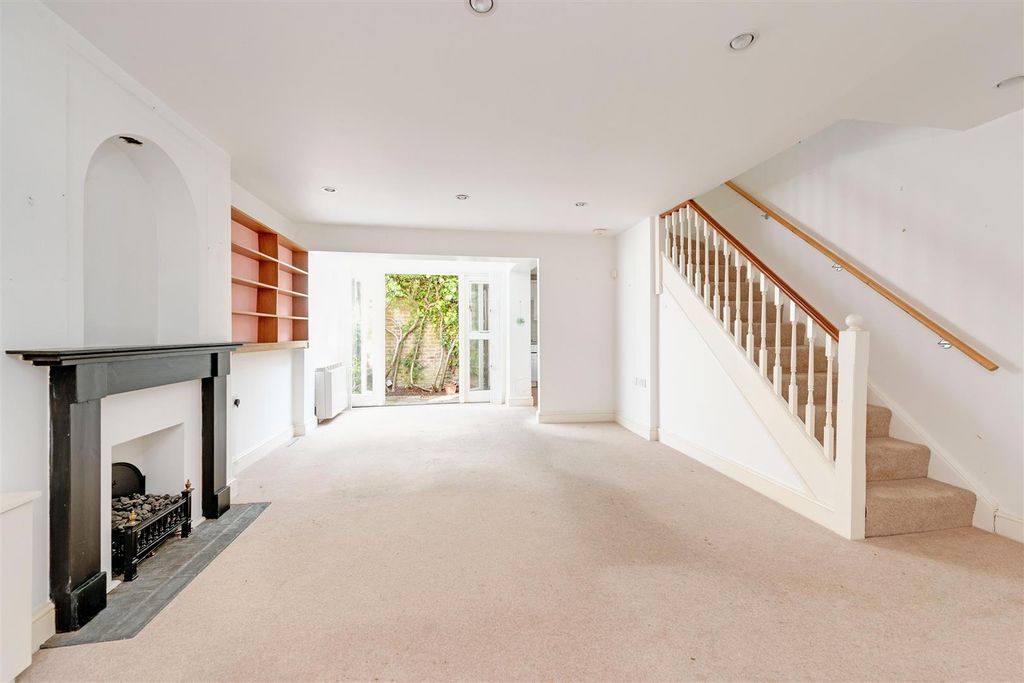 Property photo 3 of 16 52312_Hi_Res(2).Jpg