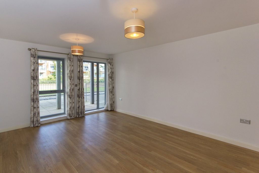 Property photo 3 of 7 Picture No. 07