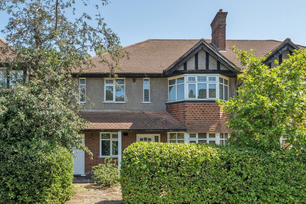 Property photo 1 of 8 1-6A16c4d52Ae38-1...