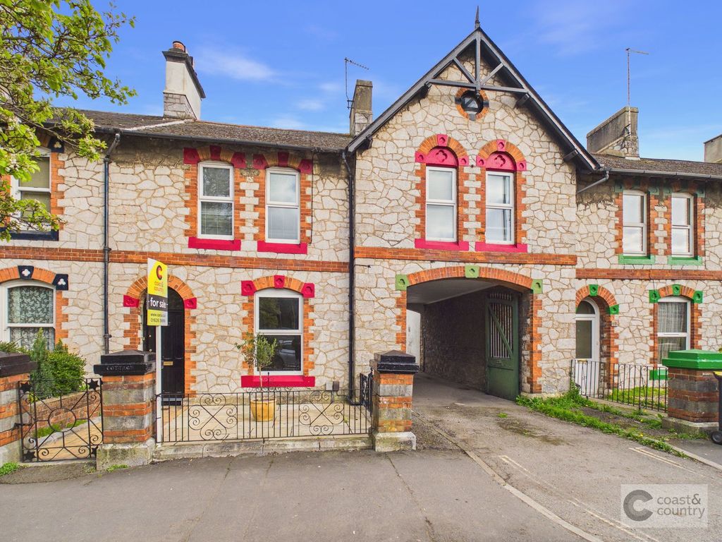 Property photo 1 of 24