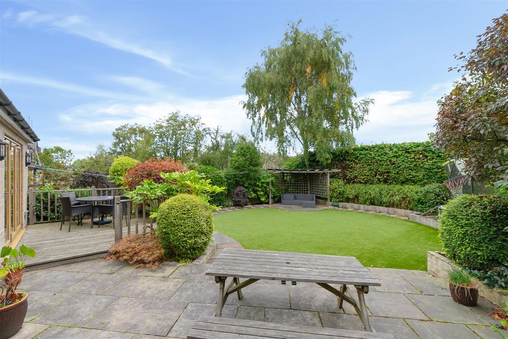 Property photo 3 of 29 Rear Garden