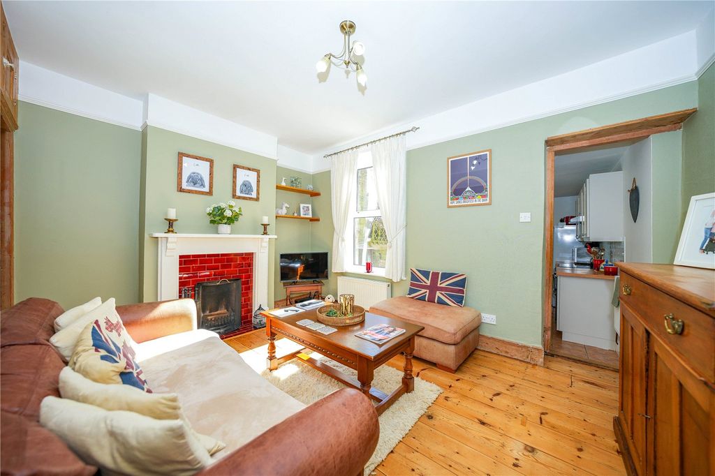 Property photo 3 of 11 Picture No. 02