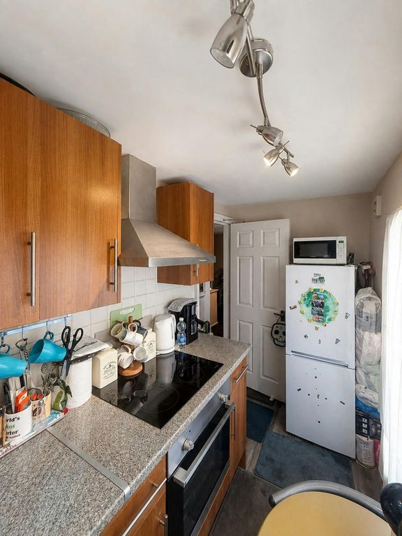 Property photo 3 of 9 A99ce078-Be55-4Fb1-8cc7-20184Cea5B9A.Jpg