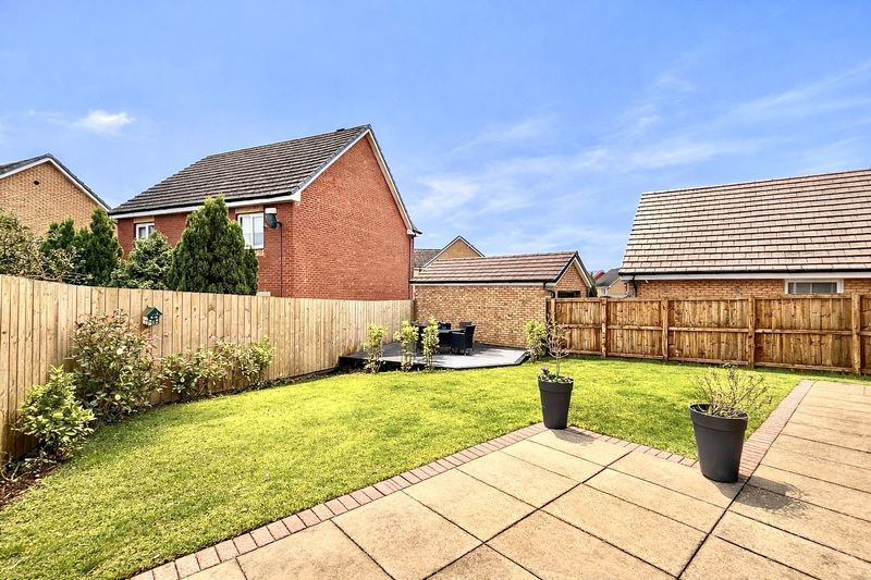 Property photo 2 of 22 Photo 21