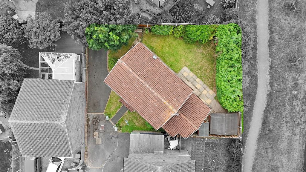 Property photo 2 of 15
