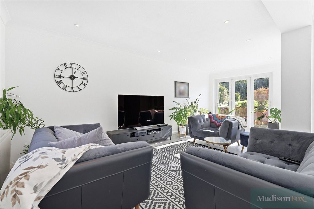 Property photo 2 of 24 Picture No. 22