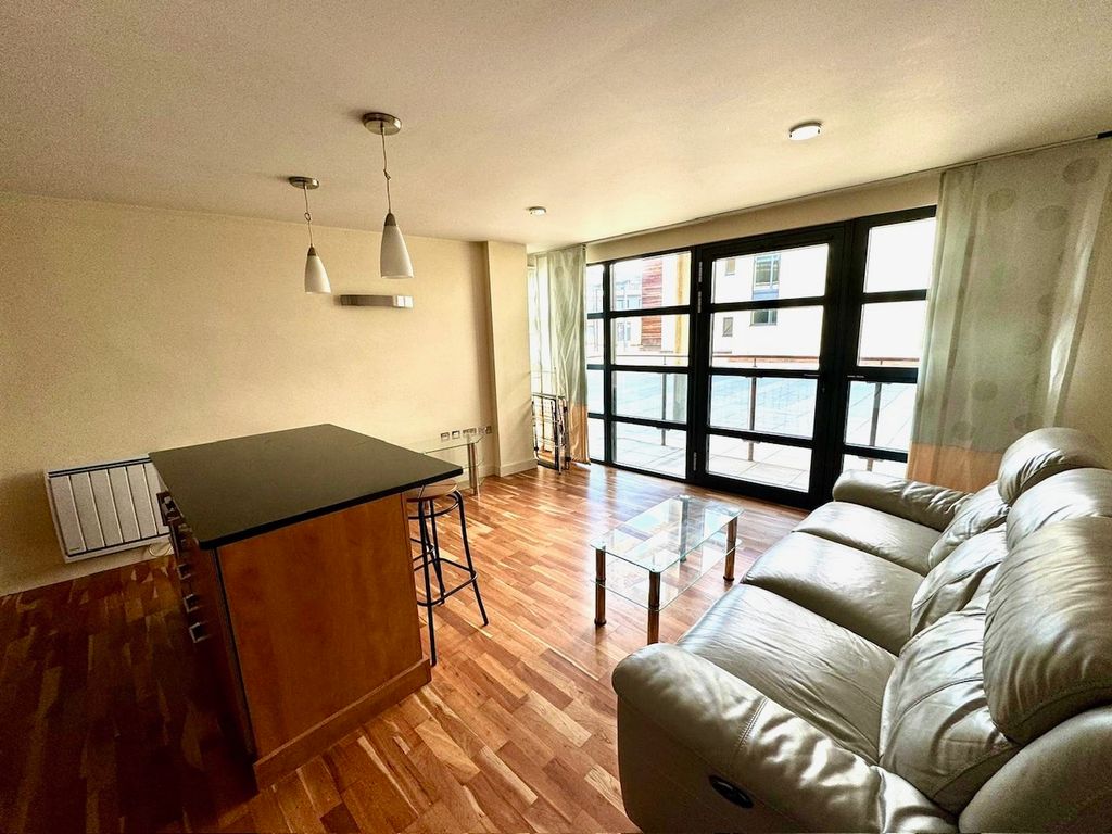 Property photo 2 of 12