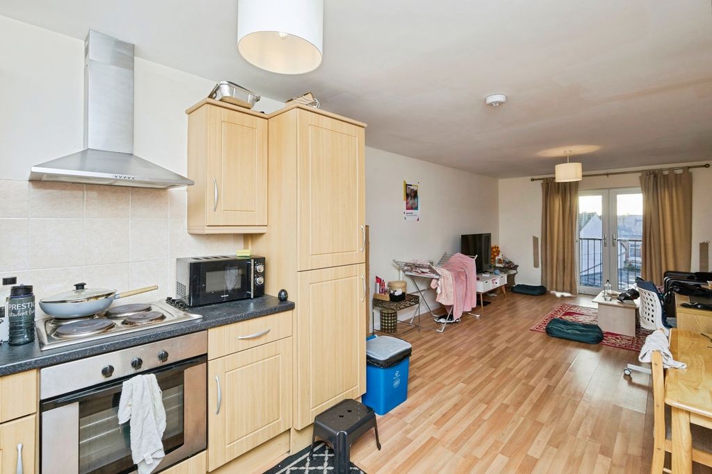 Property photo 2 of 15 Kitchen/Living Room