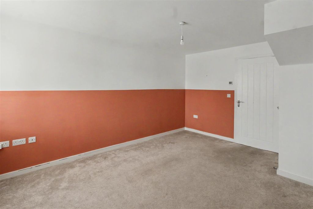 Property photo 1 of 17 Img_8813.Jpeg