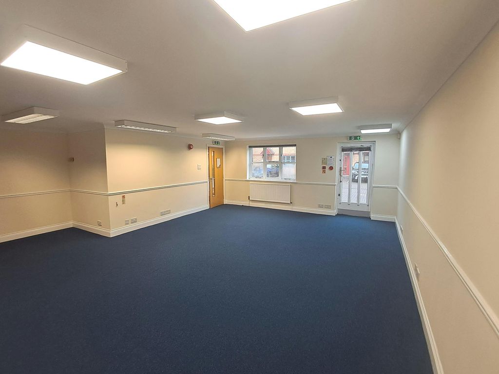 Property photo 2 of 4 1000005158.Jpg