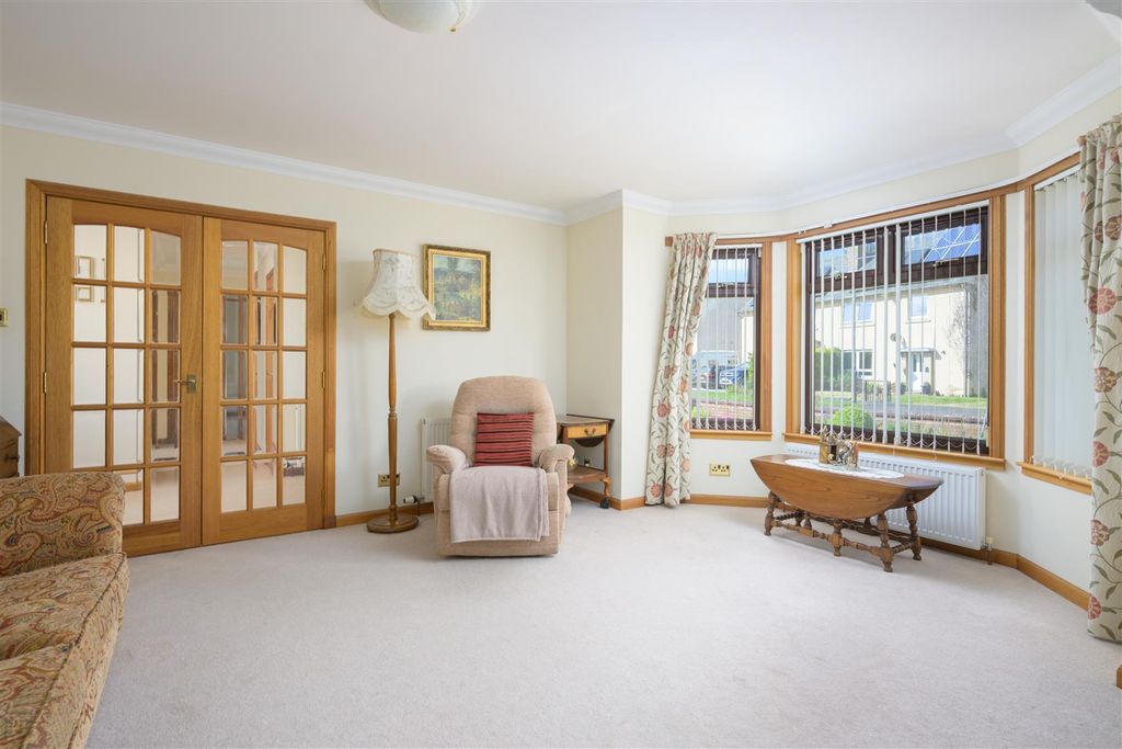 Property photo 3 of 30 S003.Jpg