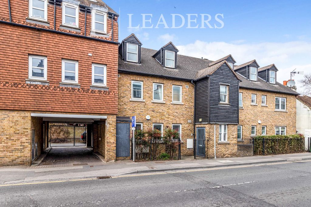 Property photo 1 of 10 1