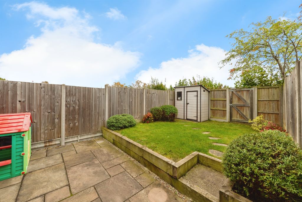 Property photo 2 of 17