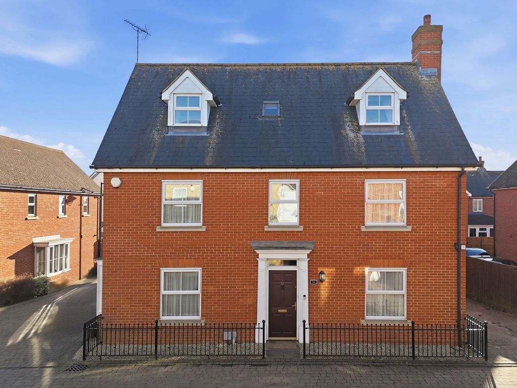 Property photo 2 of 34