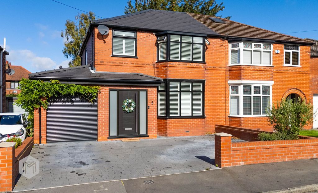 Property photo 1 of 35