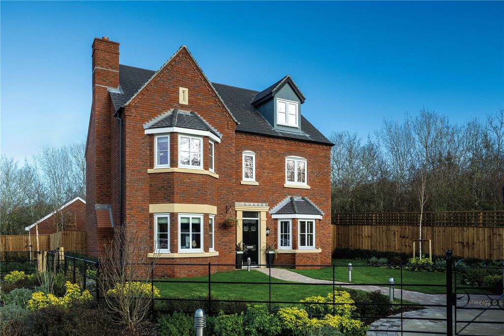 Property photo 1 of 13 Exterior
