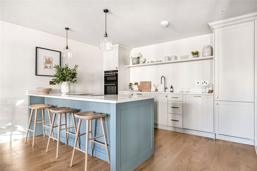 Property photo 2 of 17 Picture No. 05