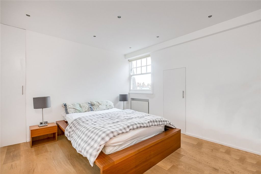 Property photo 2 of 5