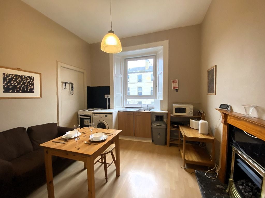 Property photo 3 of 10 Photo 3