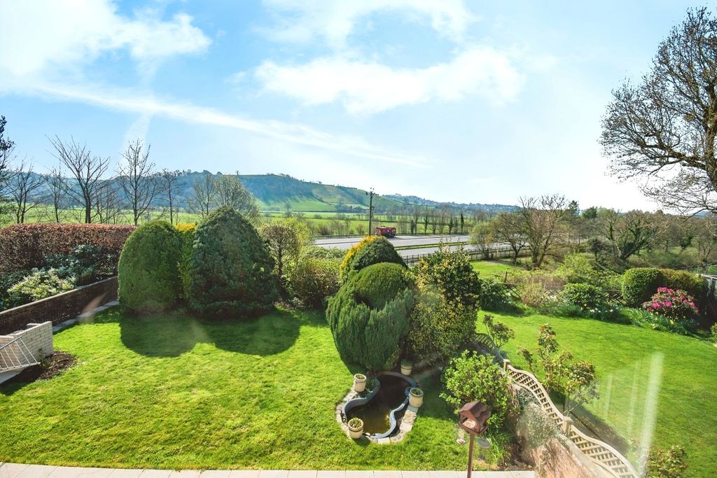 Property photo 3 of 21 Picture No. 03