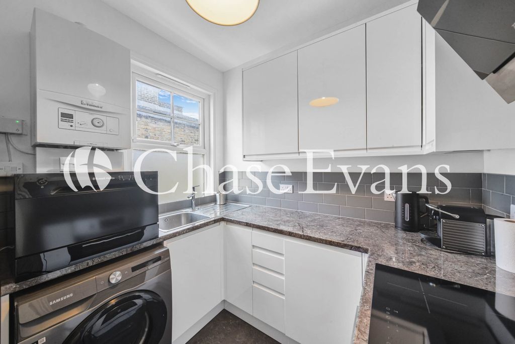 Property photo 2 of 16 Kitchen