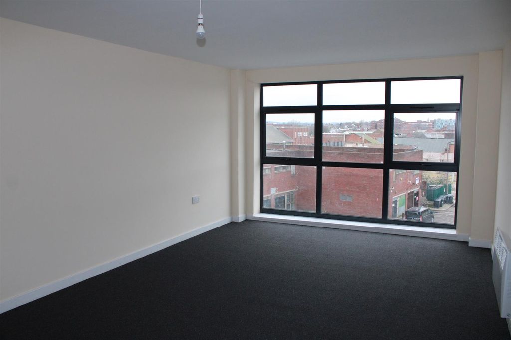 Property photo 3 of 8 Img_5971.Jpg