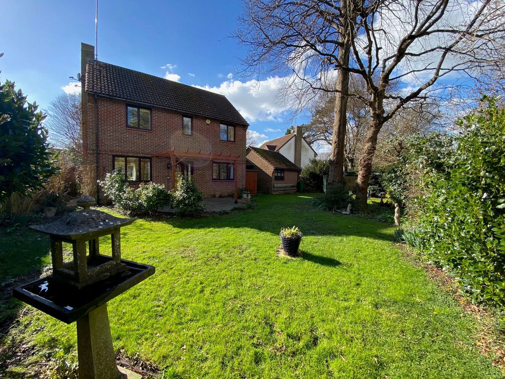 Property photo 2 of 24