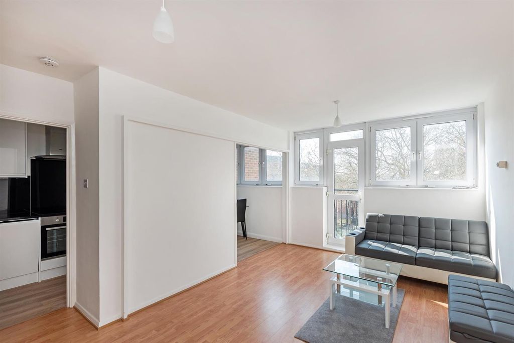 Property photo 2 of 11 Reception