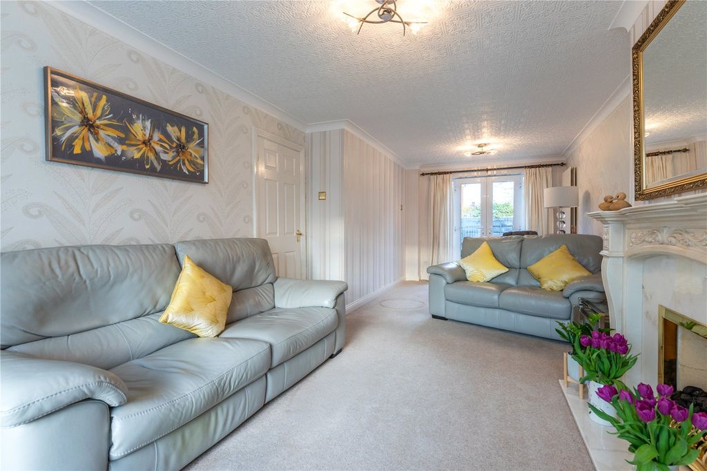 Property photo 2 of 26 Picture No. 50