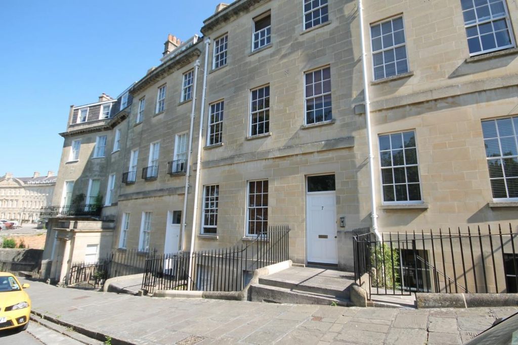 Property photo 1 of 9 Property Photo